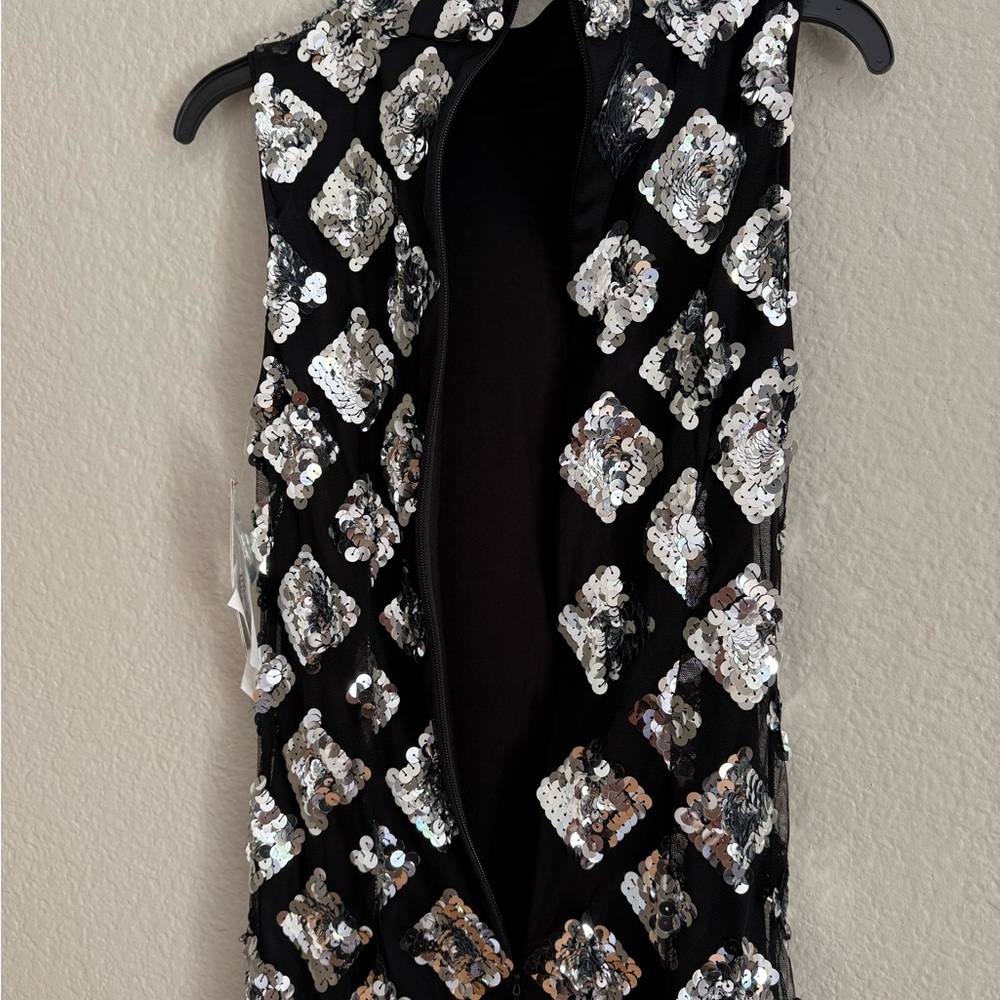 NWT French Connection Axel Embellished Sequin Dress In Black/Silver Midi - Picture 5 of 11